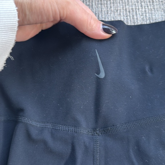 Nike Yoga Dri-FIT Luxe Women's High-Waisted 7/8 Infinalon Leggings - Picture 7 of 7